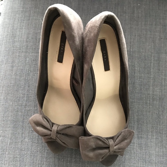 ZARA Grey Suede Bow-tie Peep-tow Platform Size 40 - Picture 4 of 6